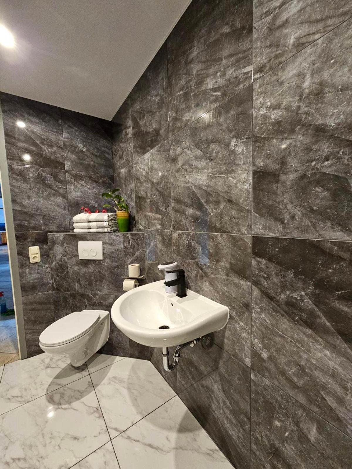 Kompfort Business Apartment Wertheim Exteriör bild